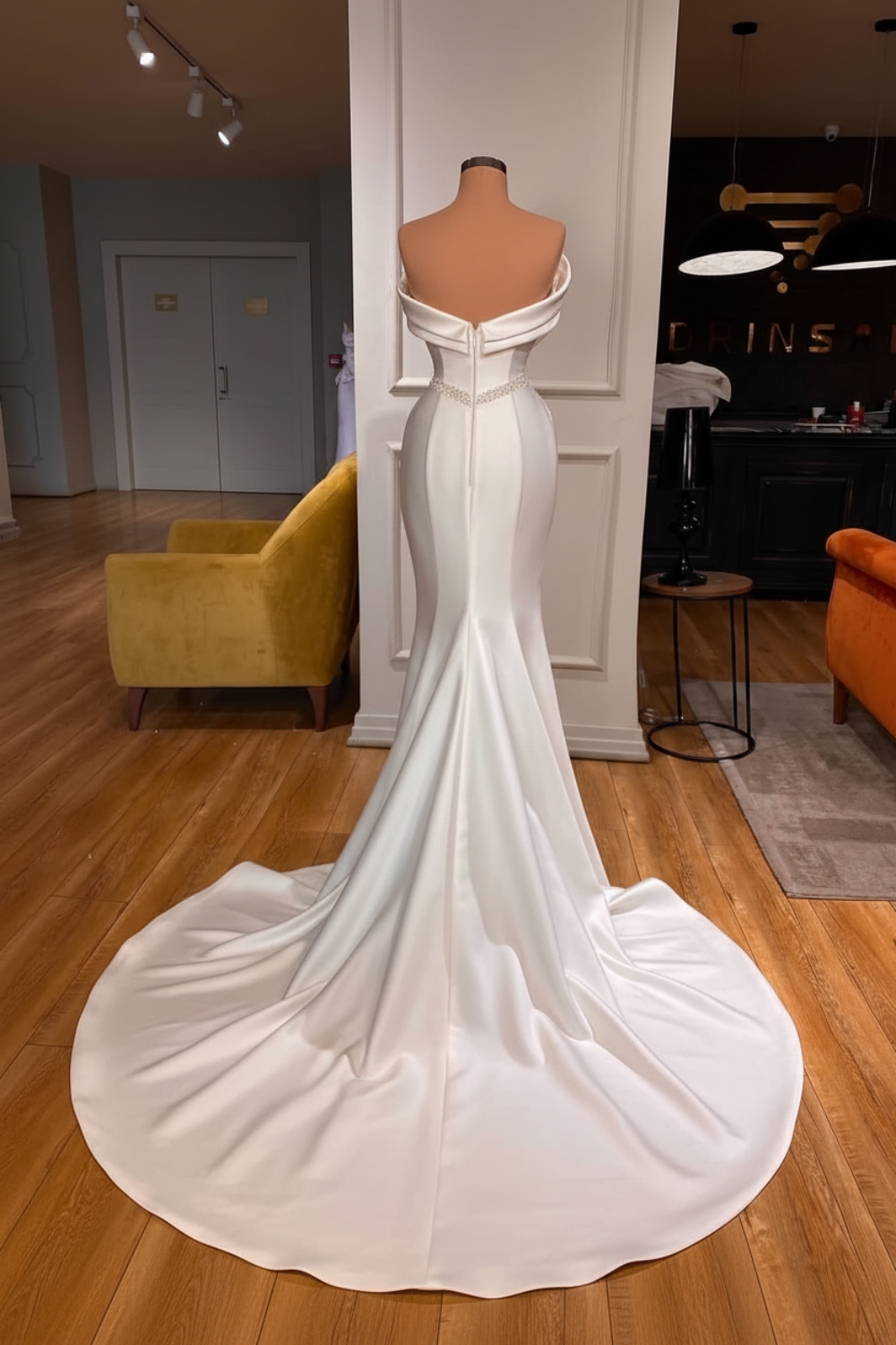 Glamorous Strapless Mermaid Prom Dress with Side Slit