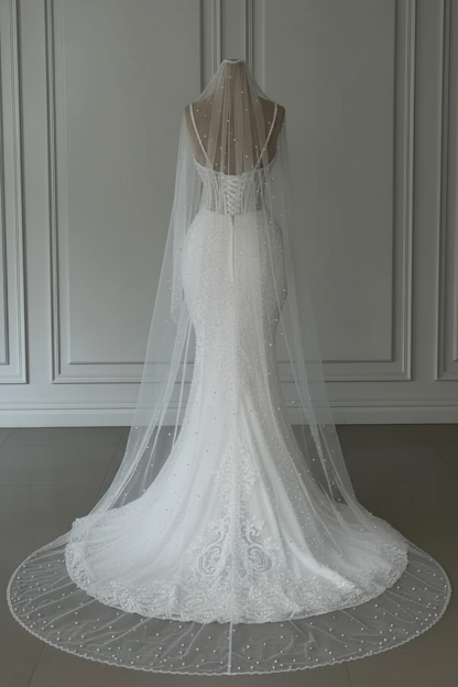 Gorgeous Long Mermaid Spaghetti Straps Appliques Lace Wedding Dress with Beads