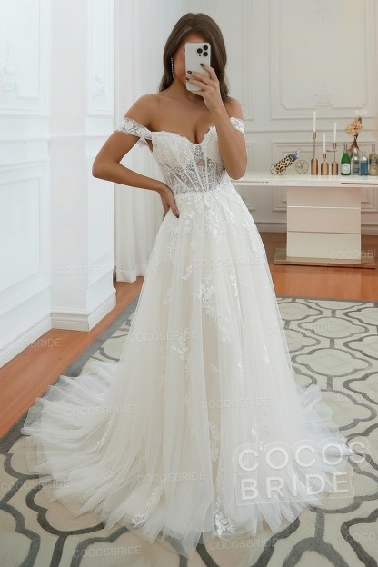 Long A-line Off the Shoulder Tulle Lace Wedding Dress
