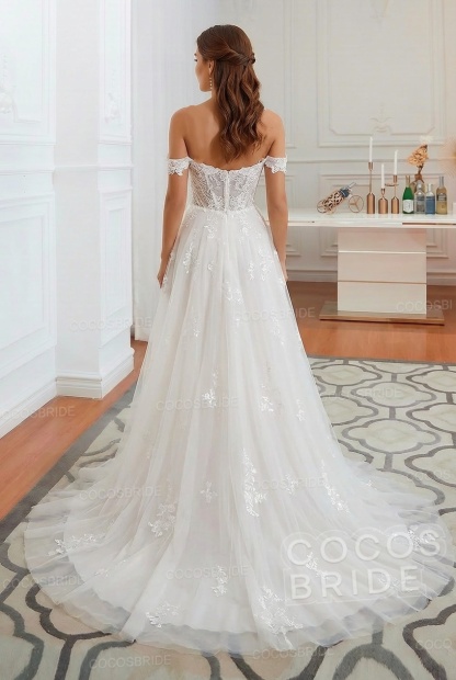 Long A-line Off the Shoulder Tulle Lace Wedding Dress
