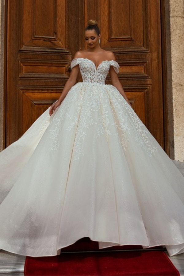 Long Ball Gown Off the Shoulder Organza Lace Wedding Dress