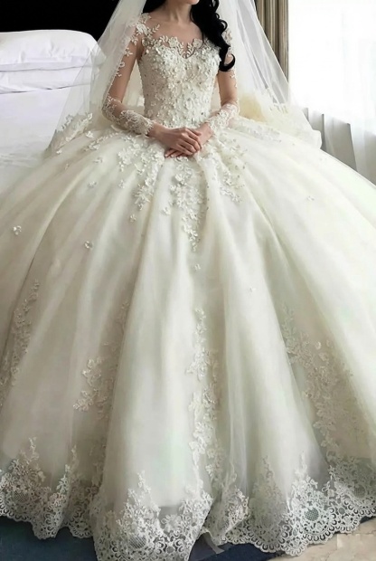 Luxury Long Sleeves Tulle Lace Beaded Ball Gown Wedding Dresses