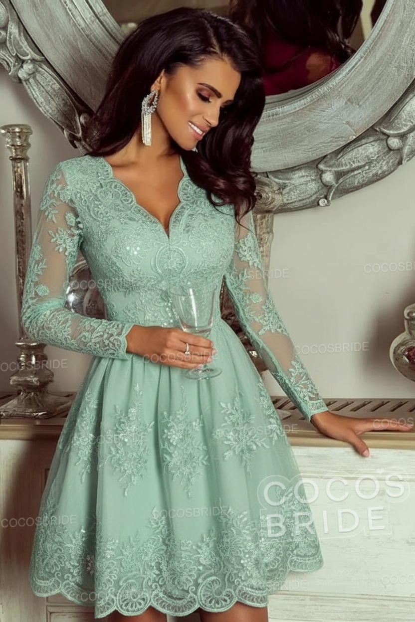 Elegant Short A-line V-neck Tulle Lace Homecoming Dresses with Sleeves