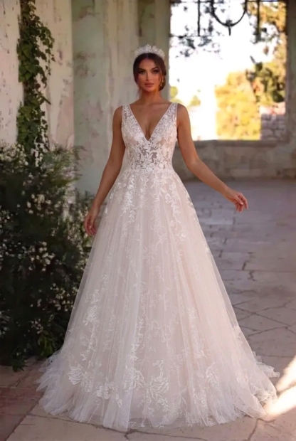 Modest Long A-line Deep V-neck Open Back Tulle Wedding Dress with Appliques Lace