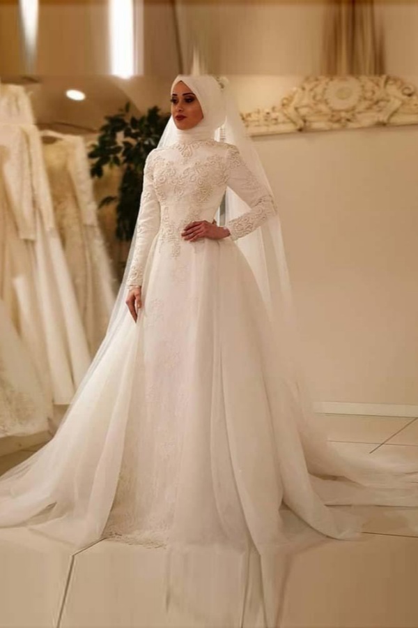 Modest Long Sleeves High Neck A-line Tulle Lace Wedding Dresses
