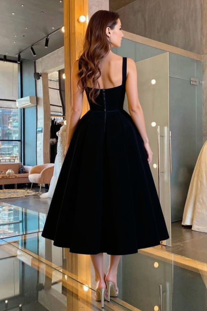 Modest Short A-line Sweetheart Velvet Black Prom Party Dress