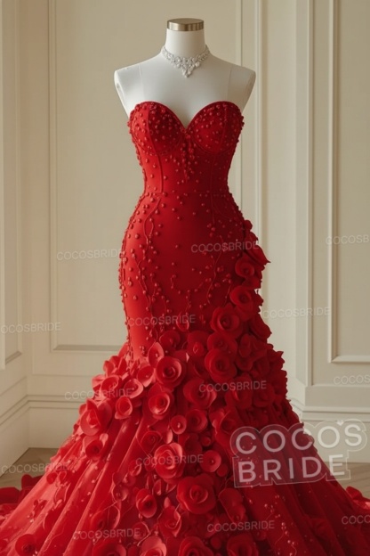 Elegant Strapless Sweetheart Mermaid Wedding Dress with Flowers