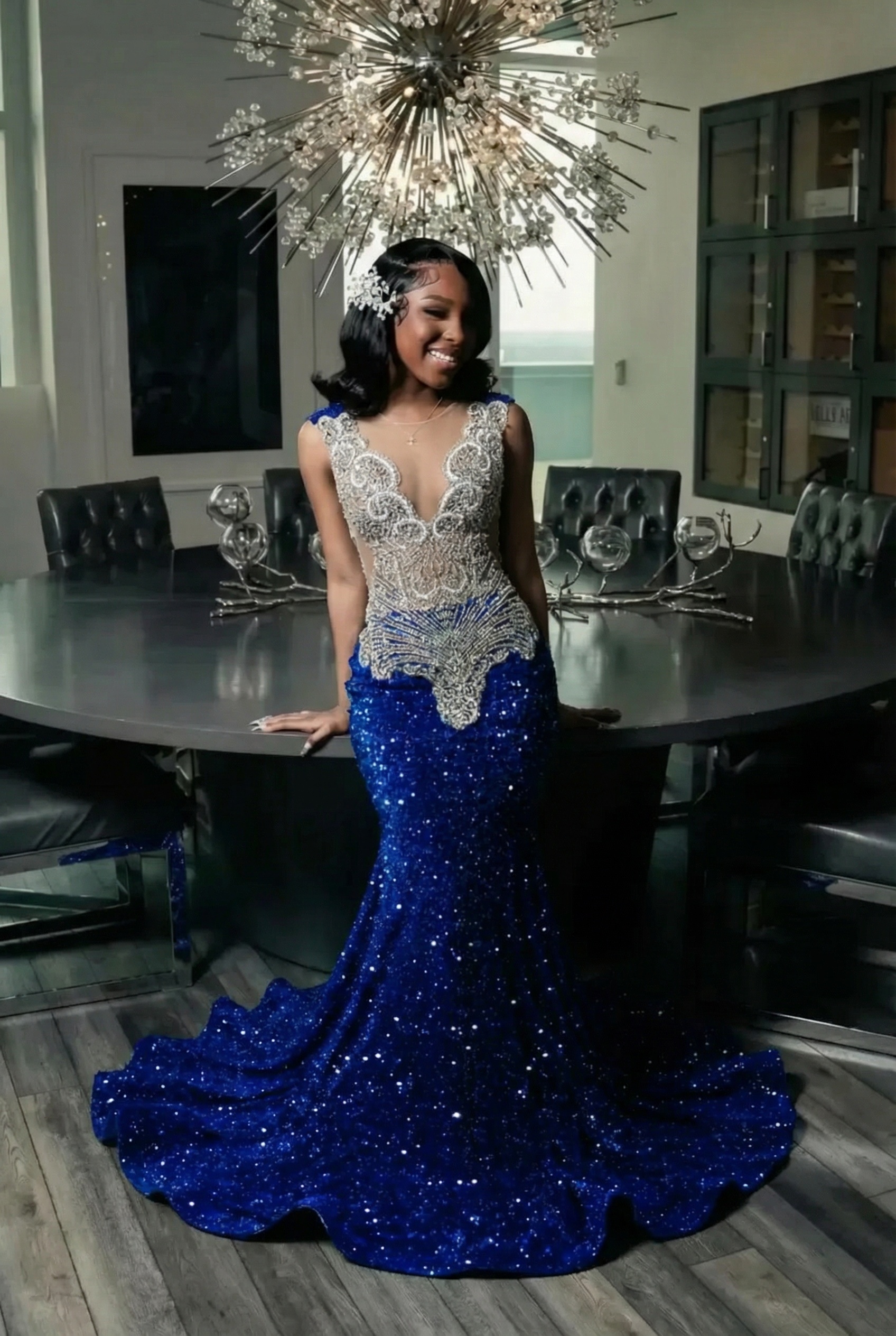 Royal Blue Long Mermaid V-neck Sequined Formal Prom Dresses