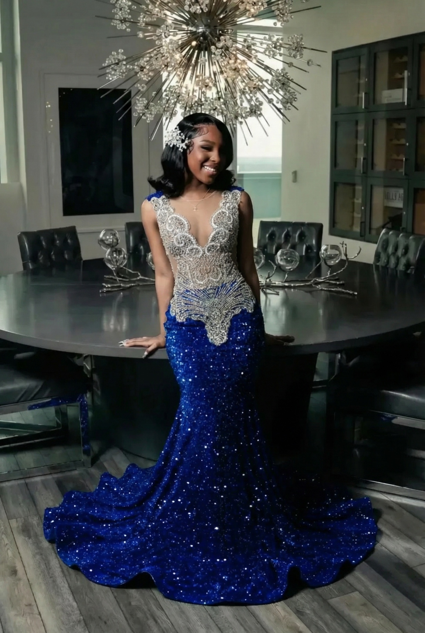Royal Blue Long Mermaid V-neck Sequined Formal Prom Dresses