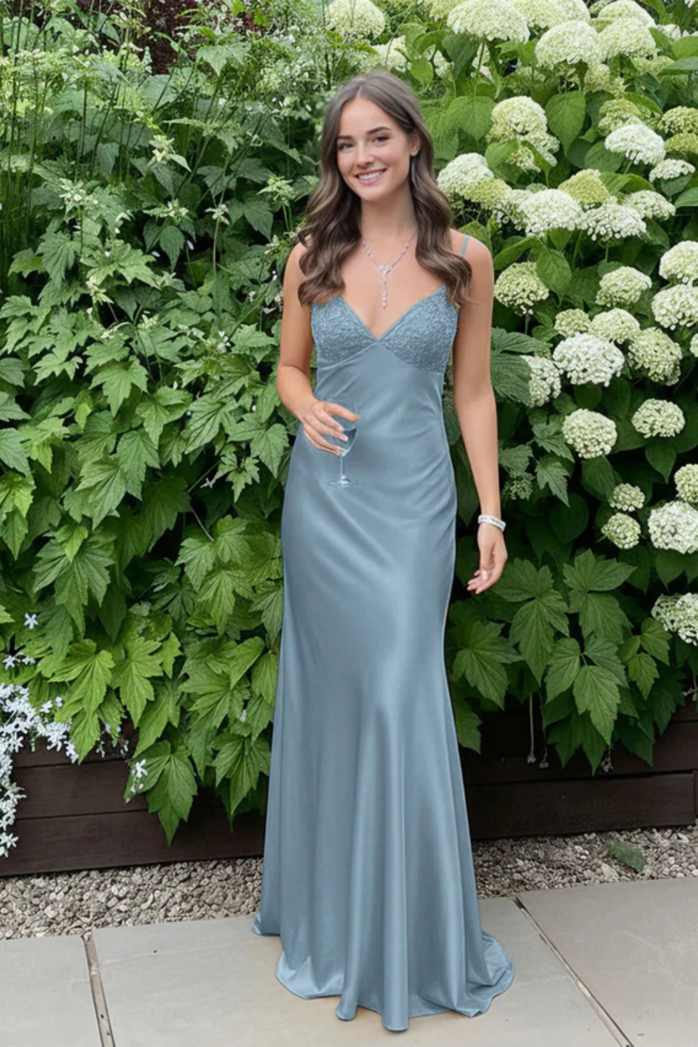 Cocosbride Simple Spaghetti Straps V-neck Sheath Satin Prom Dress