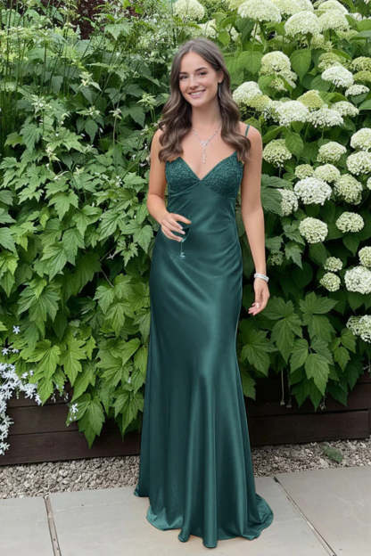 Cocosbride Simple Spaghetti Straps V-neck Sheath Satin Prom Dress