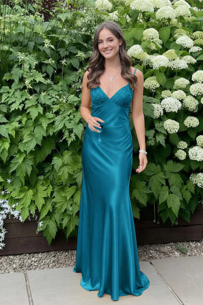 Cocosbride Simple Spaghetti Straps V-neck Sheath Satin Prom Dress