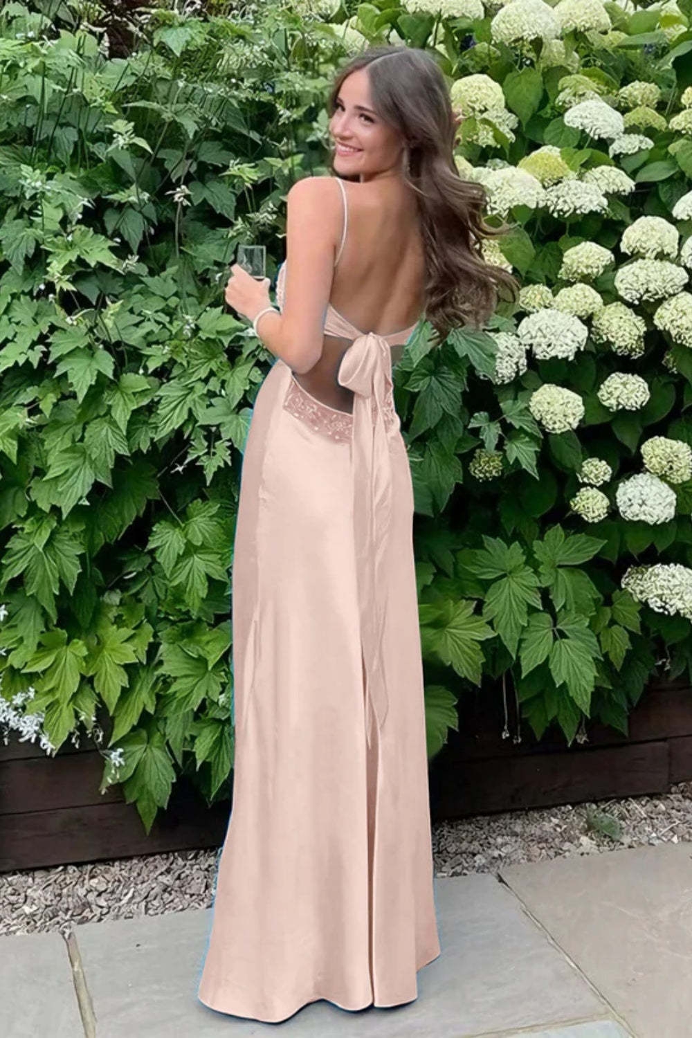 Cocosbride  Simple Spaghetti Straps V-neck Sheath Satin Prom Dress