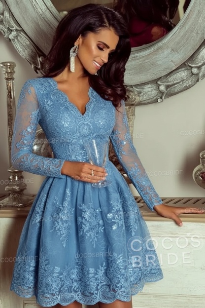 Elegant Short A-line V-neck Tulle Lace Homecoming Dresses with Sleeves