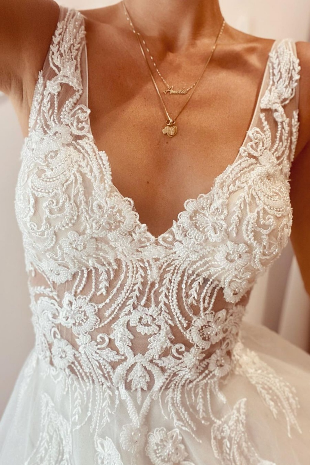 Stunning Long A-Line Deep V-neck Backless Wedding Dress With Appliques Lace