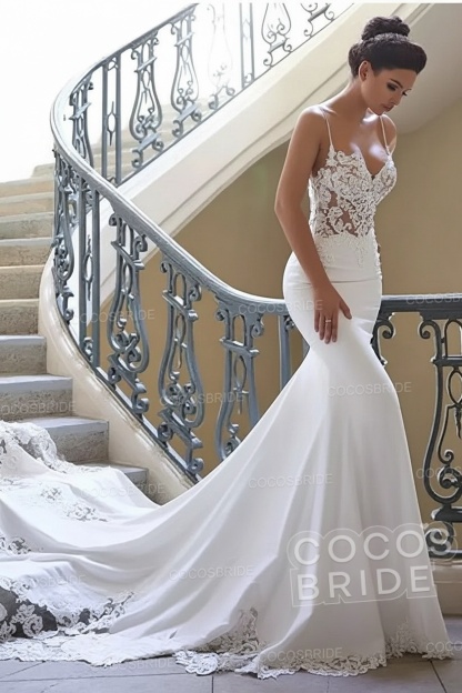 Long Mermaid Spaghetti Strap Sweetheart Lace Backless Wedding Dresses