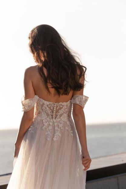 Off The Shoulder Open Back A-Line Tulle Long Wedding Dress