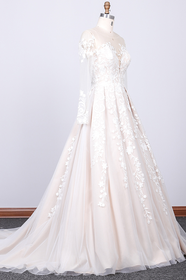 Long Sleeve Sweetheart Appliques Lace Tulle A-line Wedding Dress