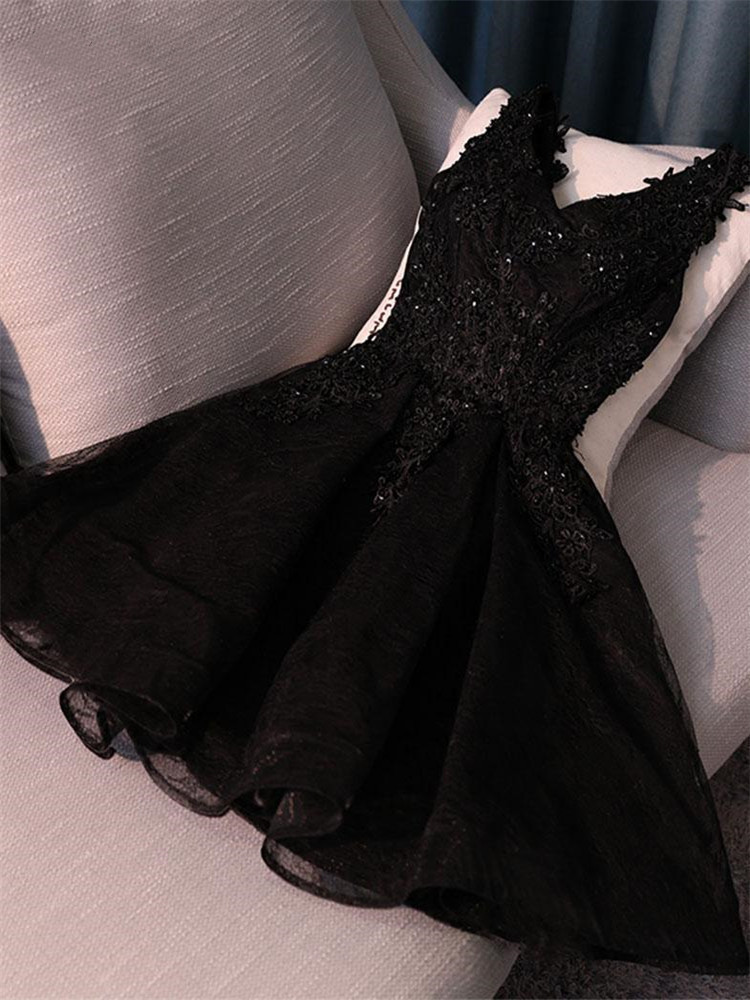 Attractive Black Appliques Lace Sequins Tulle Short A-line Prom Dress