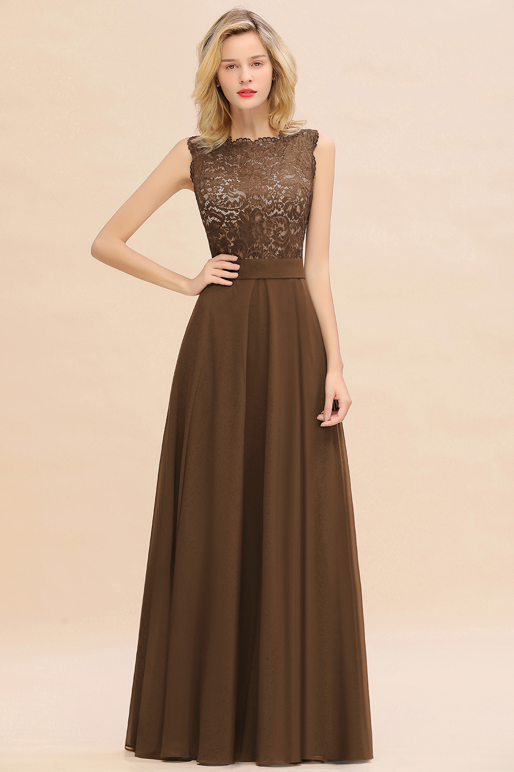 Exquisite Scoop Sleeveless A-line Bridesmaid Dress