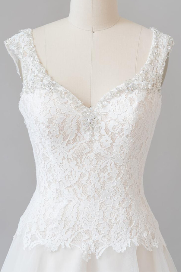 Elegant Long Sweetheart Open Back Lace Tulle A-line Wedding Dress