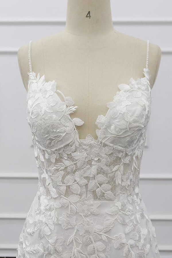Long Sweetheart Spaghetti Strap Appliques Lace Mermaid Wedding Dress