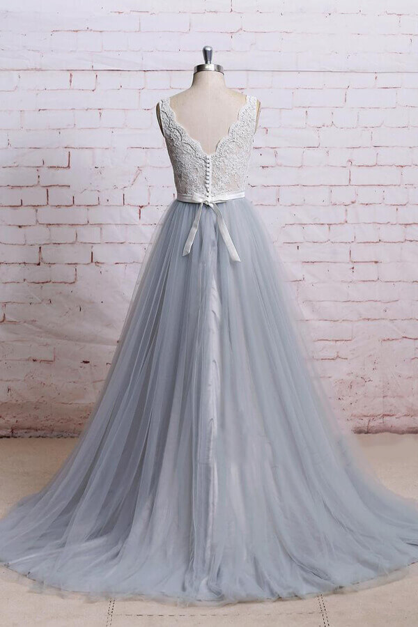 Elegant Long V-neck Lace Tulle A-line Wedding Dress