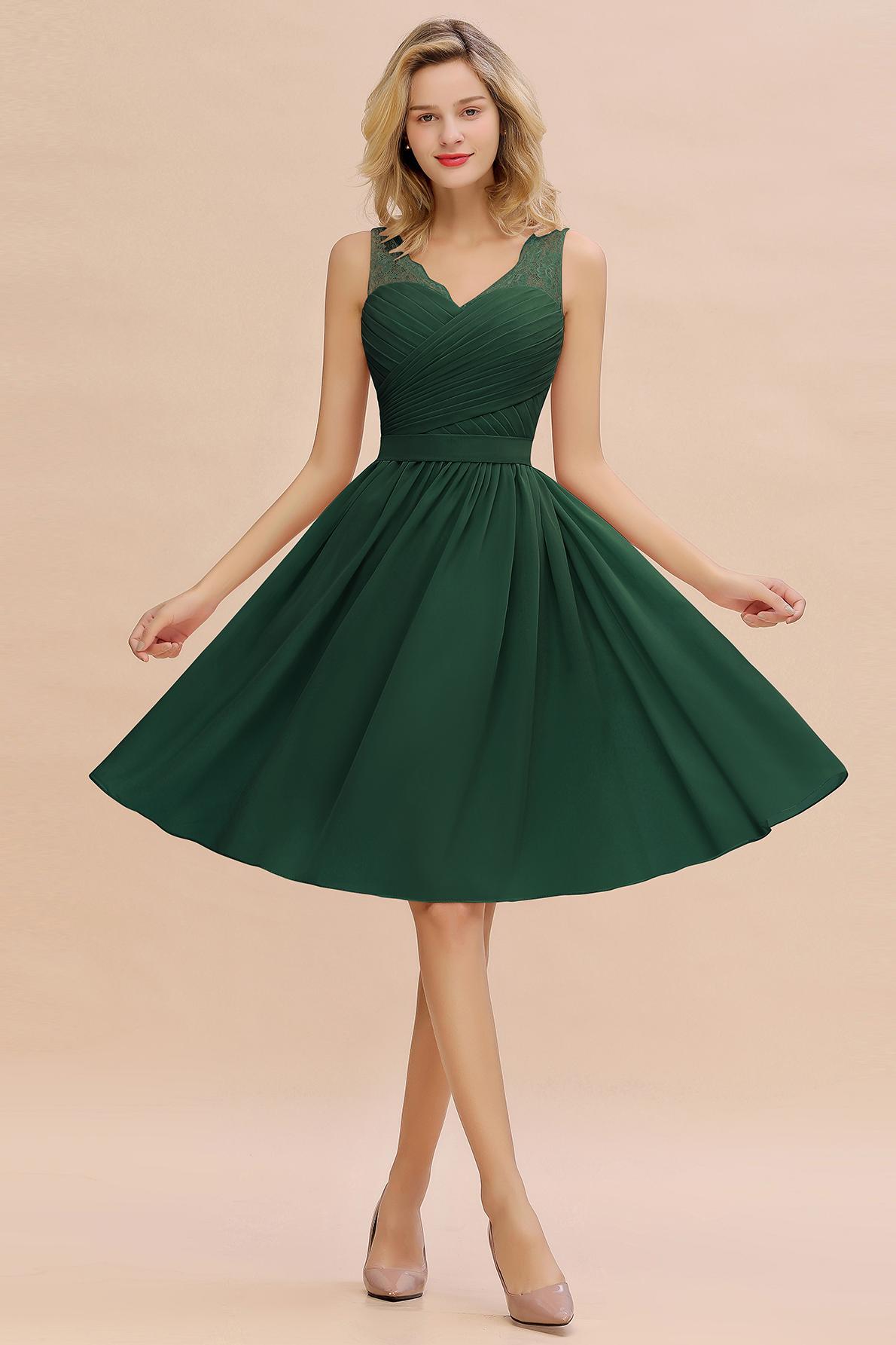 Elegant A-line Chiffon Sleeveless Knee Length Bridesmaid Dress