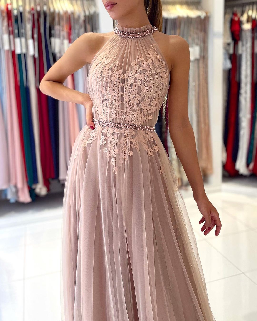 Stunning Long A-line Halter Tulle Formal Evening Dress with Lace Appliques