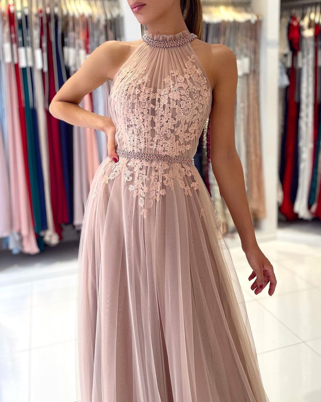 Stunning Long A-line Halter Tulle Formal Evening Dress with Lace Appliques