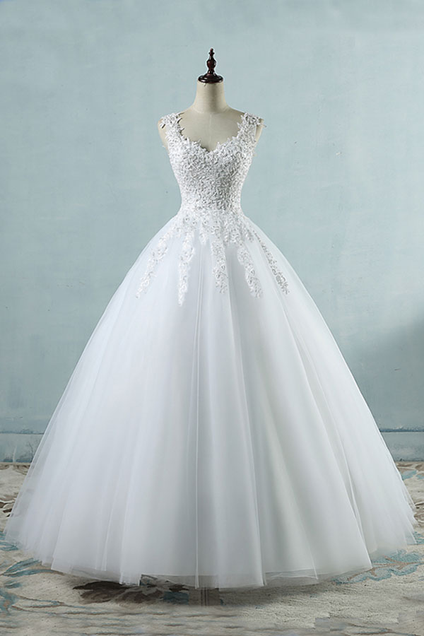 Long Sweetheart Appliques Lace Tulle A-line Wedding Dress