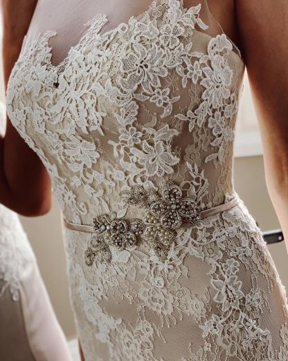 Classy Long Bateau Appliques Lace Floor-length Mermaid Wedding Dress