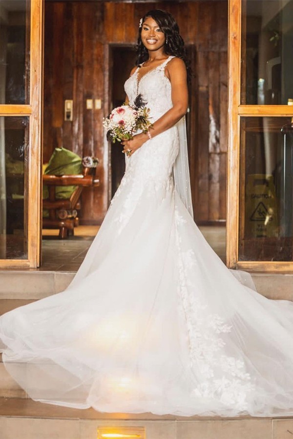 Elegant Long Sweetheart Straps Chapel Train A-Line Tulle Wedding Dress