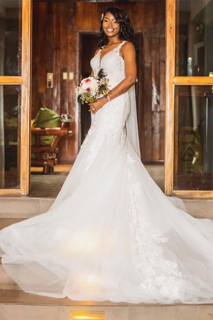 Elegant Long Sweetheart Straps Chapel Train A-Line Tulle Wedding Dress