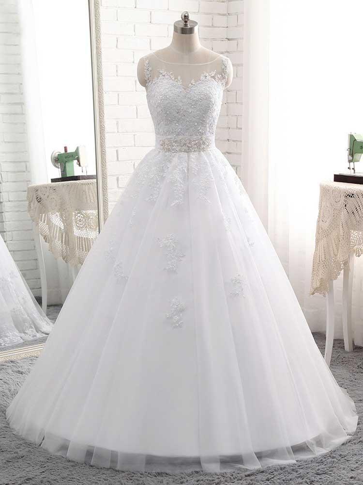 Elegant Long Tulle Lace-Up Ball Gown Wedding Dresses