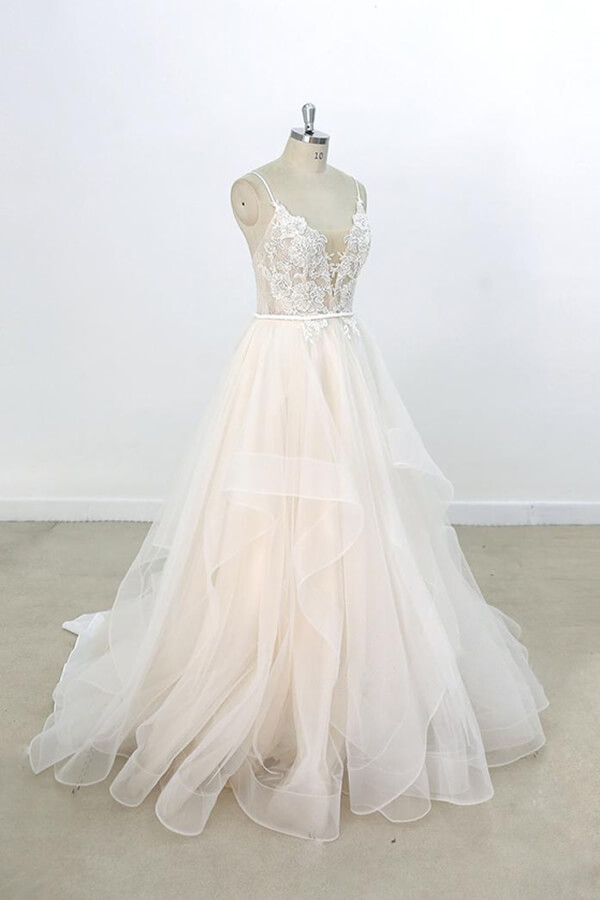 Long Sweetheart Appliques Lace Tulle A-line Wedding Dress