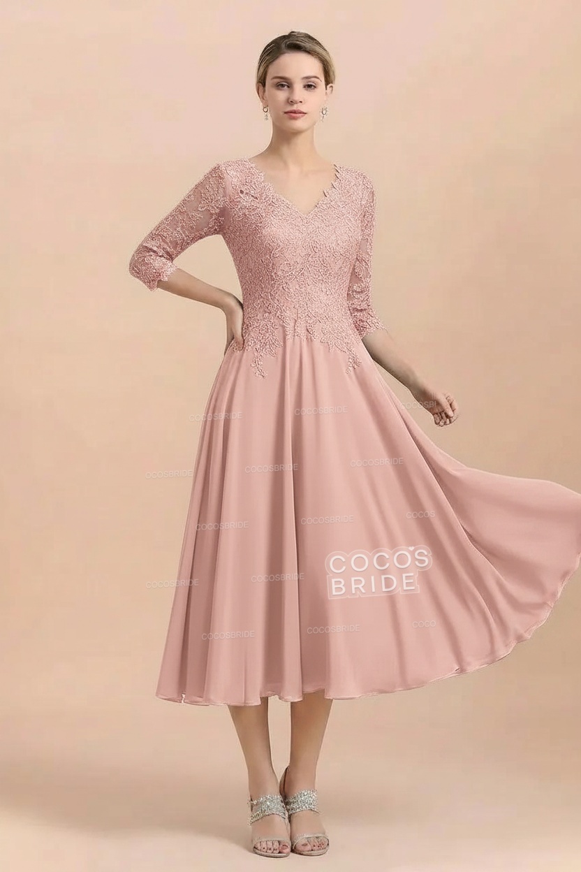 A-Line V-Neck 3/4 Sleeves Chiffon Short Mother Of The Bride Dresses With Lace