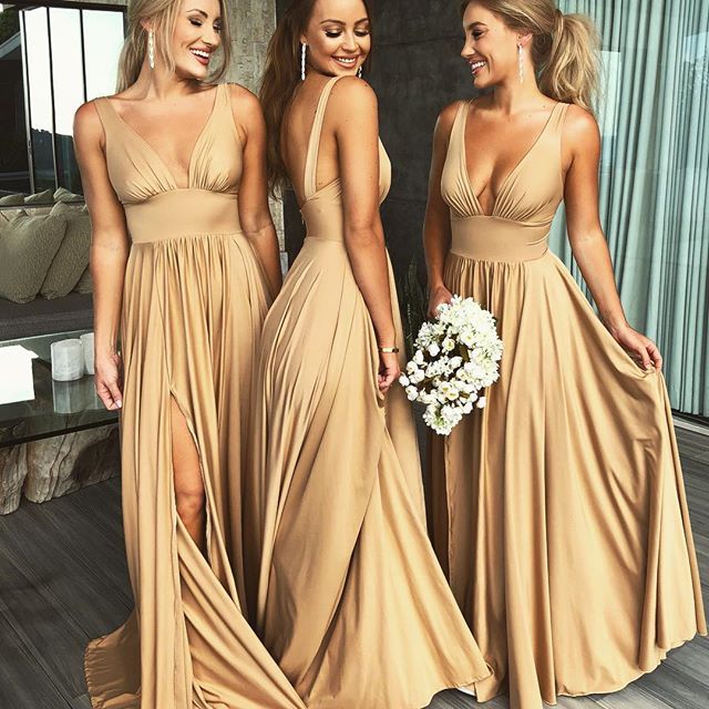 Elegant Long A-line V-neck Chiffon Sleeveless Bridesmaid Dress with Slit