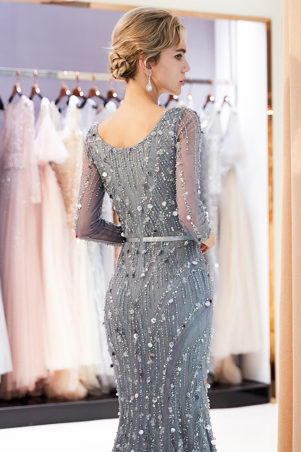 Wonderful V-neck Tulle Mermaid Prom Dress
