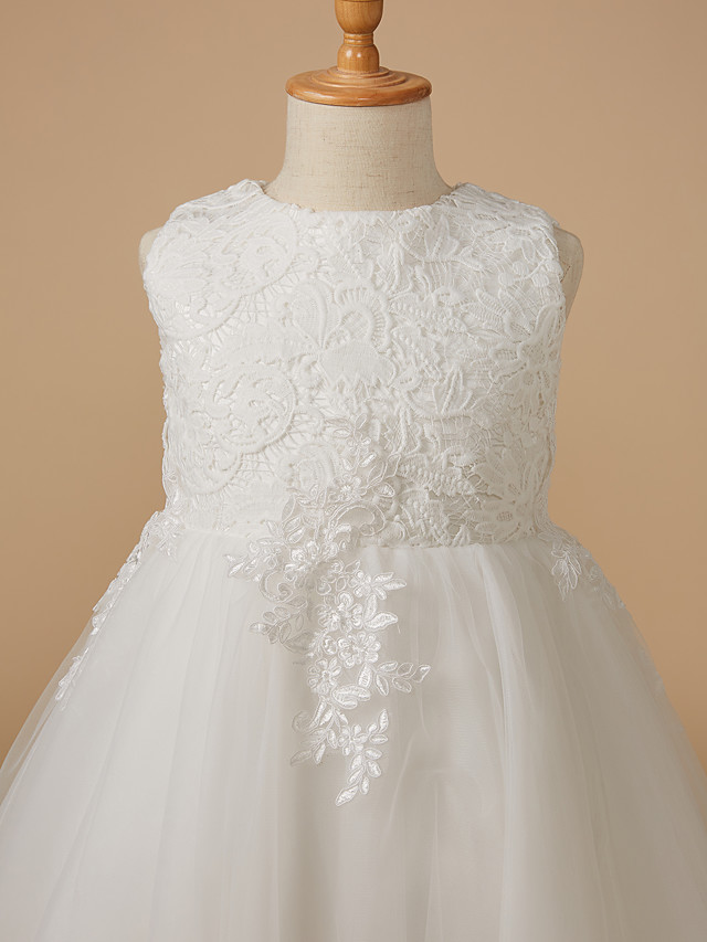White Ball Gown Sleeveless Jewel Neck Knee Length Tulle Lace Flower Girl Dresses