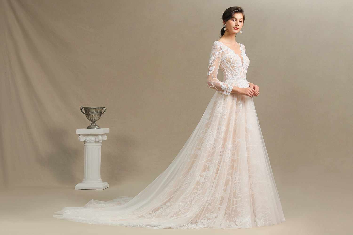 Long A-line V-neck Tulle Lace Wedding Dress with Sleeves
