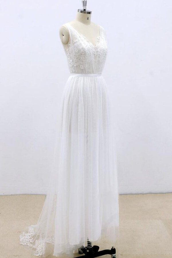 Elegant Long V-neck Ruffle Tulle Appliques A-line Wedding Dress
