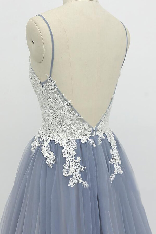 Chic Long A-line Spaghetti Strap Appliques Tulle Open Back Wedding Dress