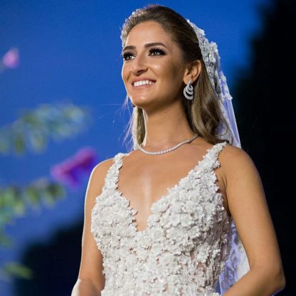 Elegant Long A-line V-neck Lace Floral Wedding Dresses