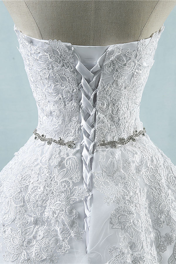 Long Sweetheart Appliques Lace Tulle A-line Wedding Dress