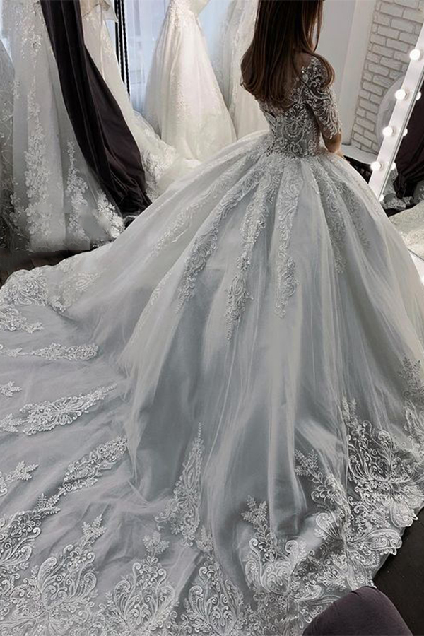 Long Sweetheart Appliques Lace Tulle Ball Gown Wedding Dress with Short Sleeve