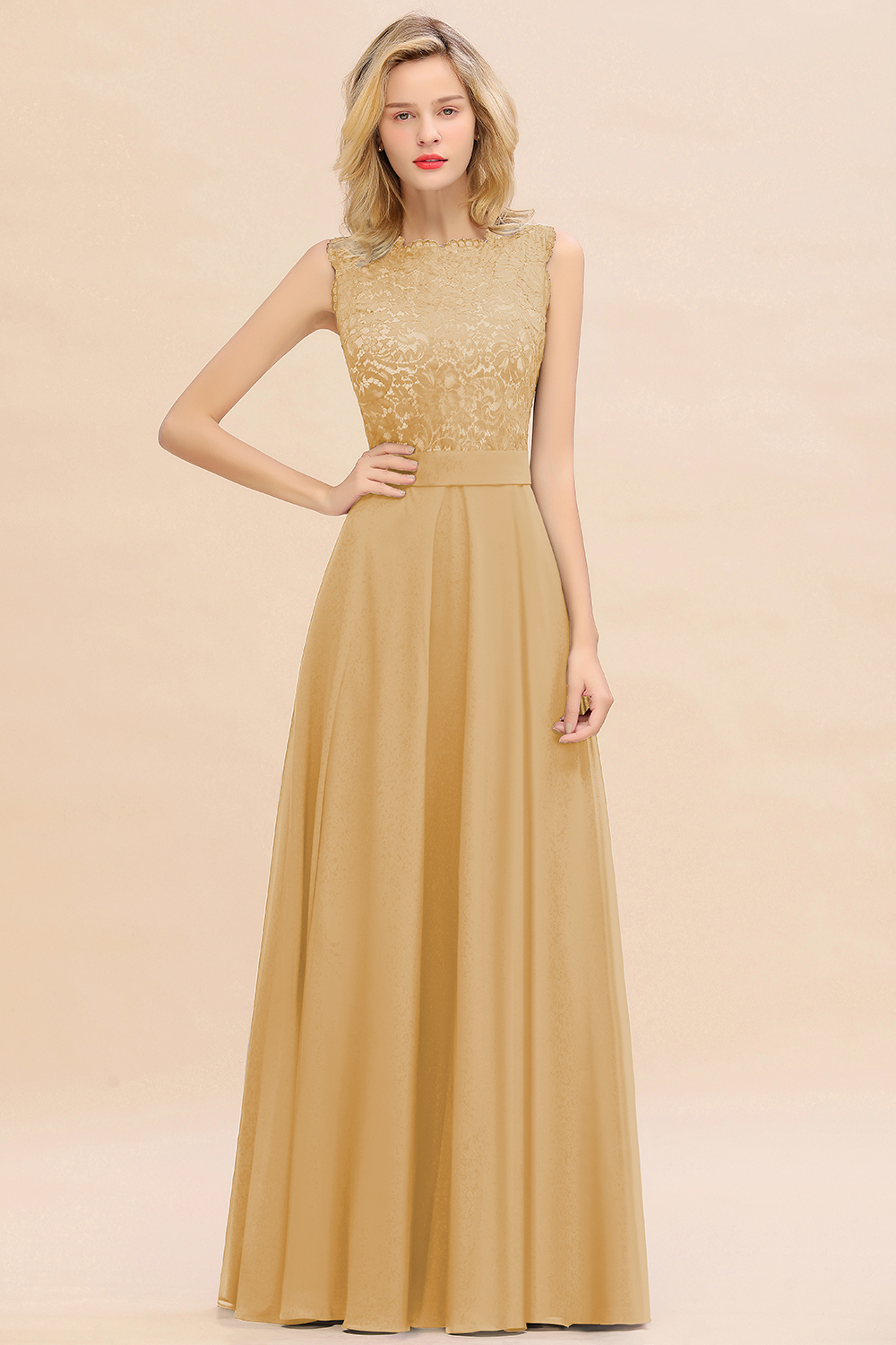 Exquisite Scoop Sleeveless A-line Bridesmaid Dress