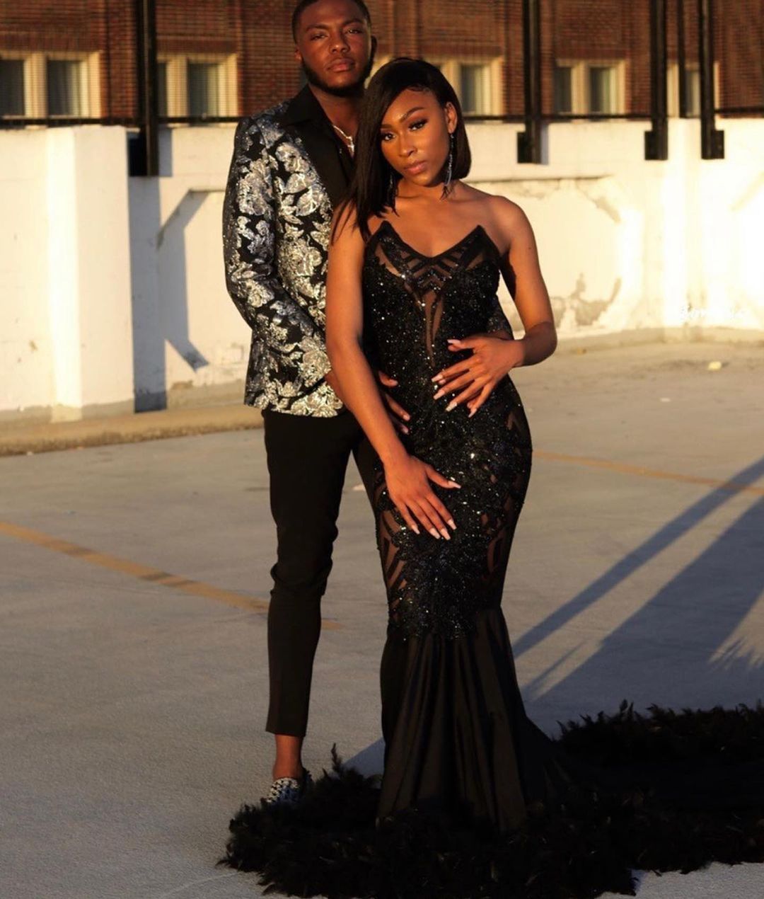 Stylish Black Strapless Appliques Lace Mermaid Prom Dress With Feather