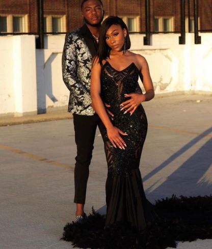 Stylish Black Strapless Appliques Lace Mermaid Prom Dress With Feather