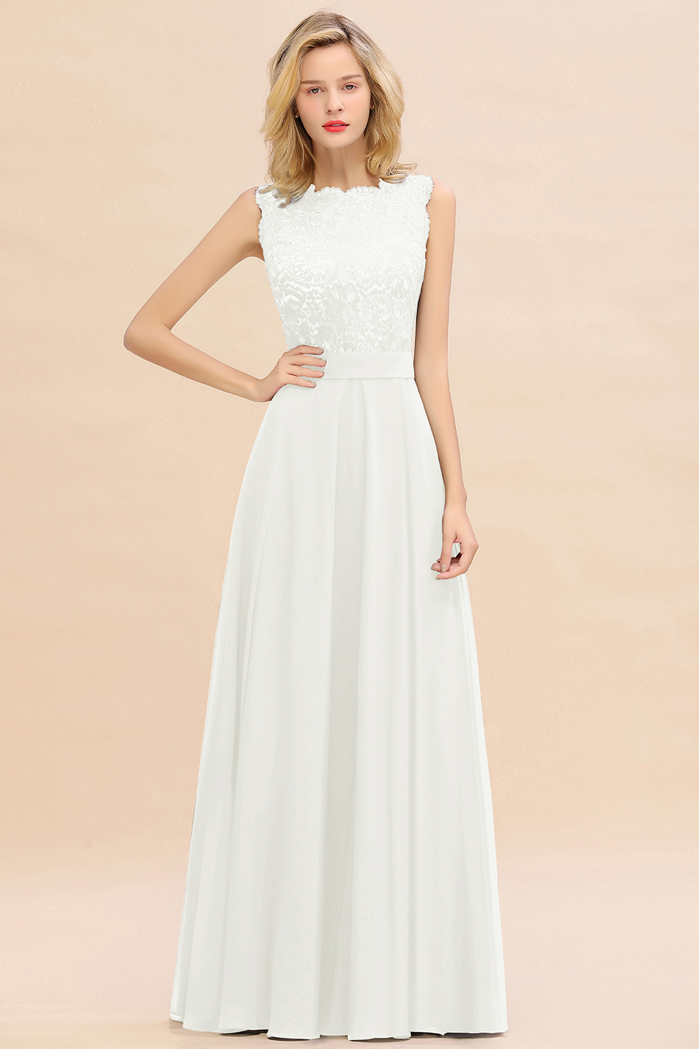 Exquisite Scoop Sleeveless A-line Bridesmaid Dress